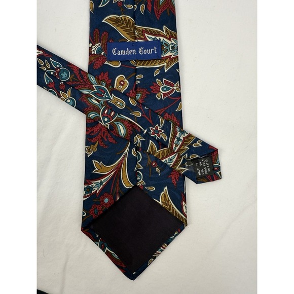Neck Tie by Camden court - Blue Floral Design - Picture 2 of 3